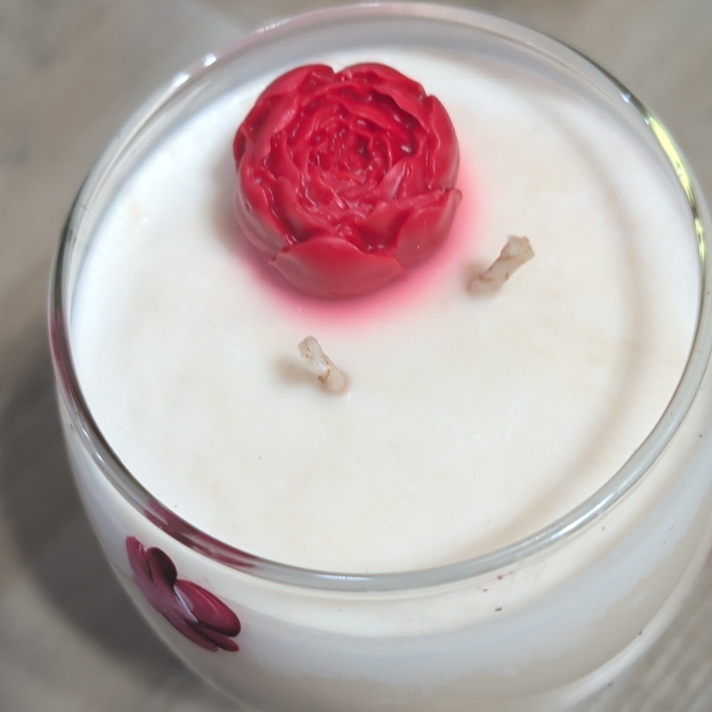 Vanilla Chai  XL Hand Painted ,Hand Crafted 100% Soy Candle In Brandy Sniffer. - Picture 8 of 10